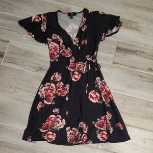 IZ BYER Black Floral Butterfly Sleeve Faux Wrap Mini Dress XS Wedding Party